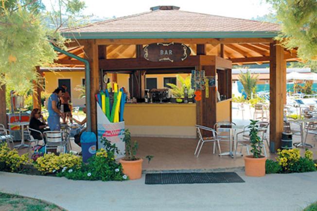 Residenza Marinella Aparthotel Zambrone Bagian luar foto
