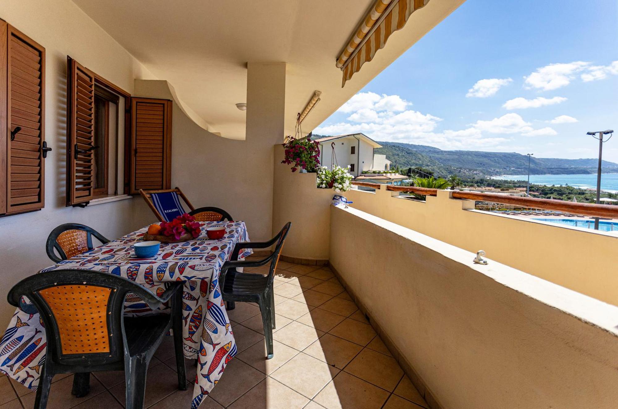 Residenza Marinella Aparthotel Zambrone Bagian luar foto