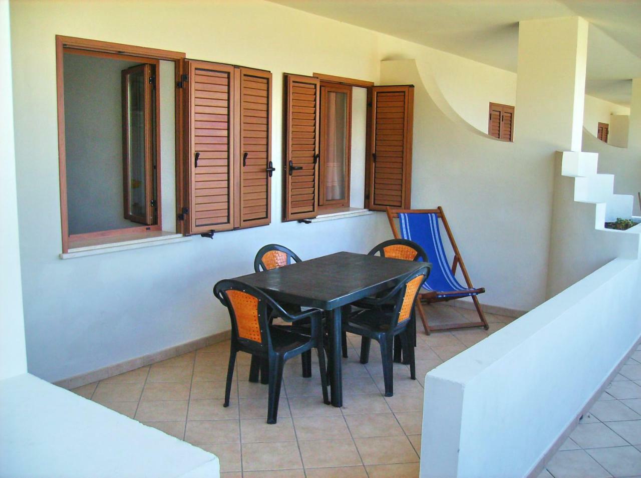 Residenza Marinella Aparthotel Zambrone Bagian luar foto