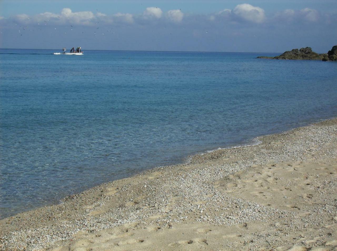 Residenza Marinella Aparthotel Zambrone Bagian luar foto